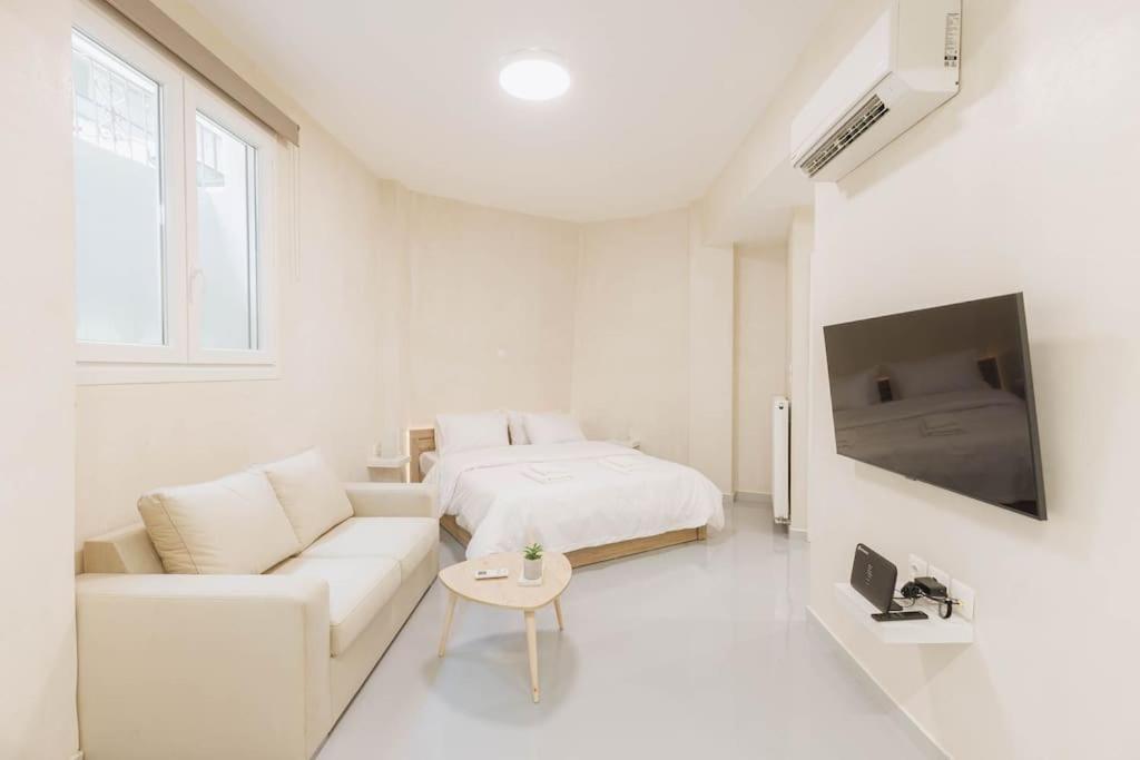 Modern Hiding Place In The Heart Of Athene Buitenkant foto